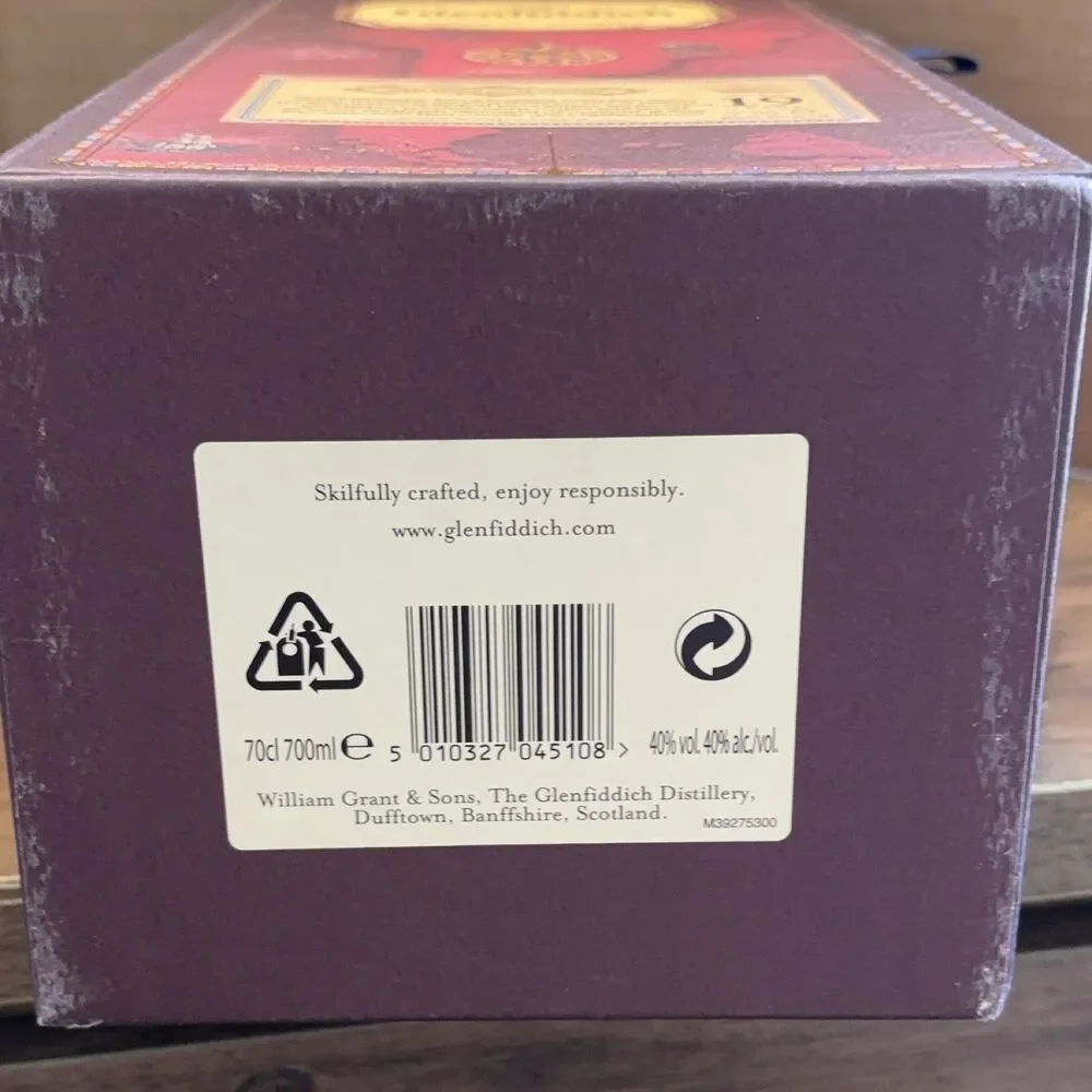 Glenfiddich Age of Discovery 19 Year Single Malt Scotch Whisky Presentation Box